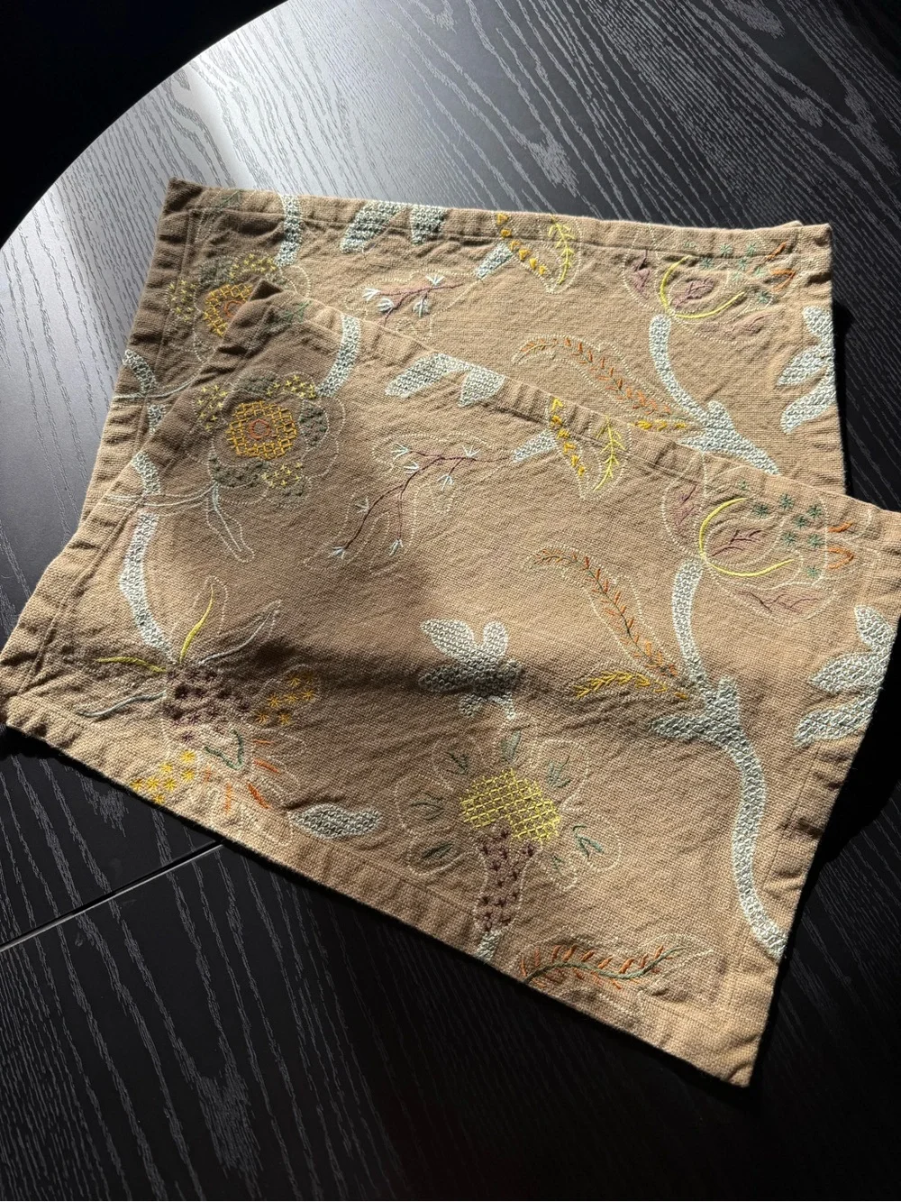 Crate&Barrel Cotton Taupe Embroidered Placemats 4